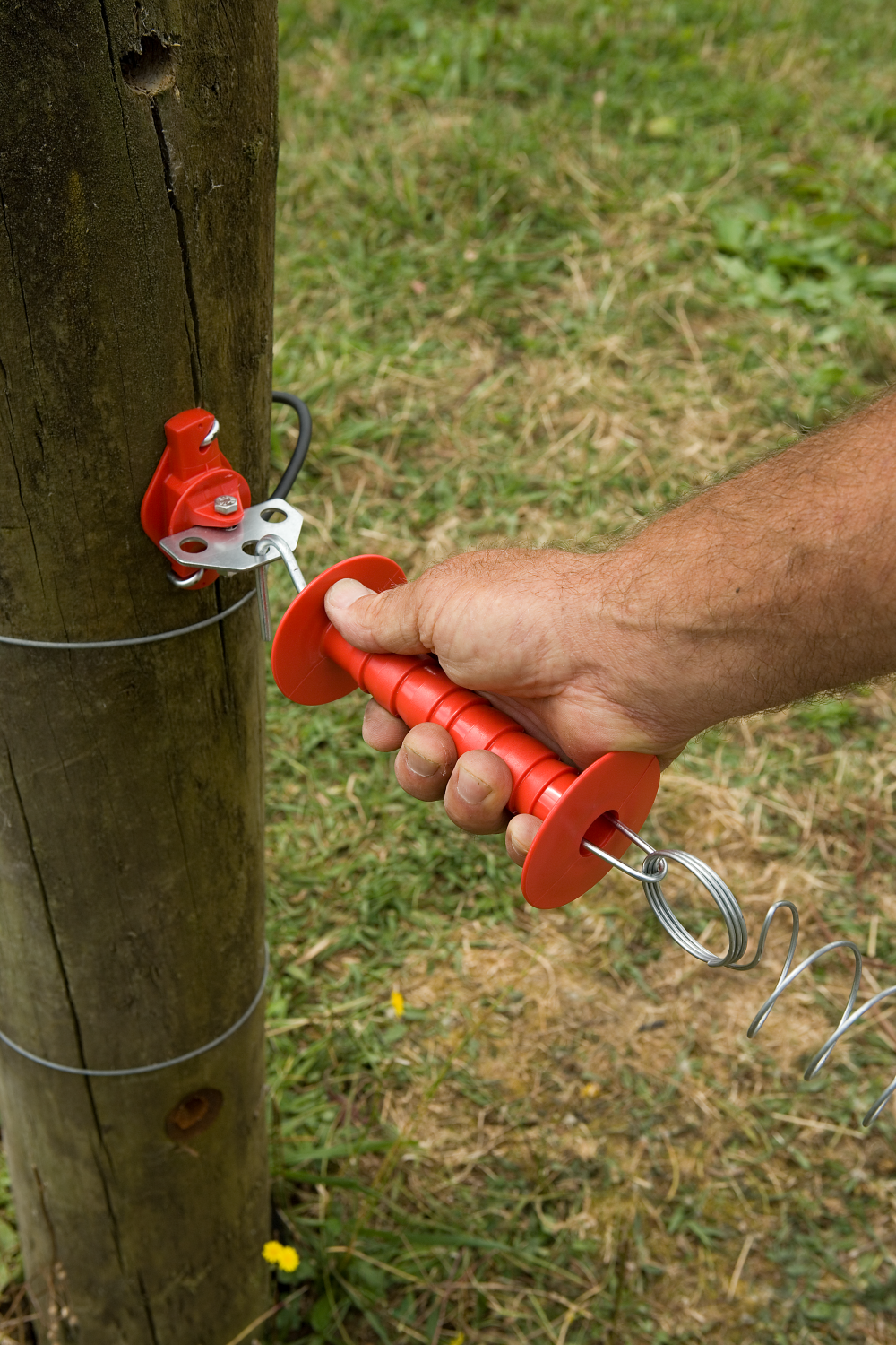 Speedrite Red Heavy-Duty Electric Fence Gate Break Handle | Internal Spring