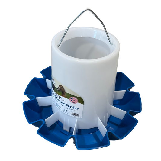 Manna Pro Duck & Goose Feeder | 7 lb BPA-Free Feeder for 5–15 Birds