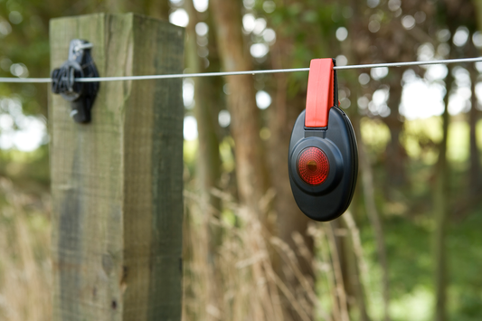 Patriot Electric Fence Alert Warning Light - Indicates Low Voltage Issue