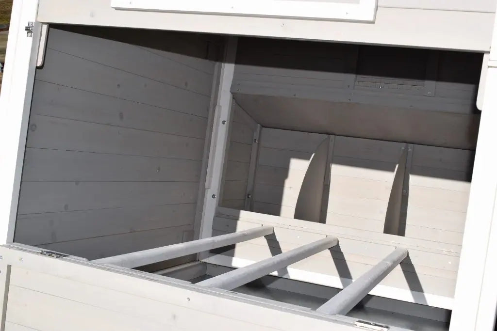 Rugged Ranch Fontana Chicken Coop | Holds 6 Chickens | 3 Nest Boxes | Large Yard | 112"x45"x60"