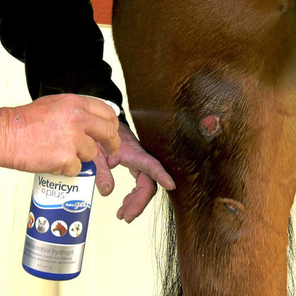 Vetericyn Plus Antimicrobial Hydrogel | Soothing Wound Protection for All Animals