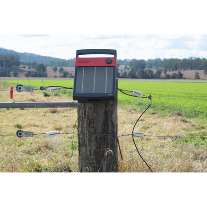 Speedrite S1000 Solar Electric Fence Charger - 12V Battery, 1J, 40 Mile